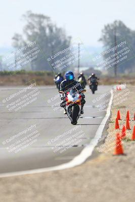 media/Sep-20-2025-TrackDaz (Sat) [[27f0cde673]]/B Group/220pm (Turn 9)/